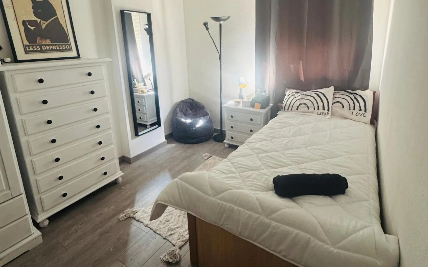 Homestay Cozy Private Room Near Beach - Females Only Malaga