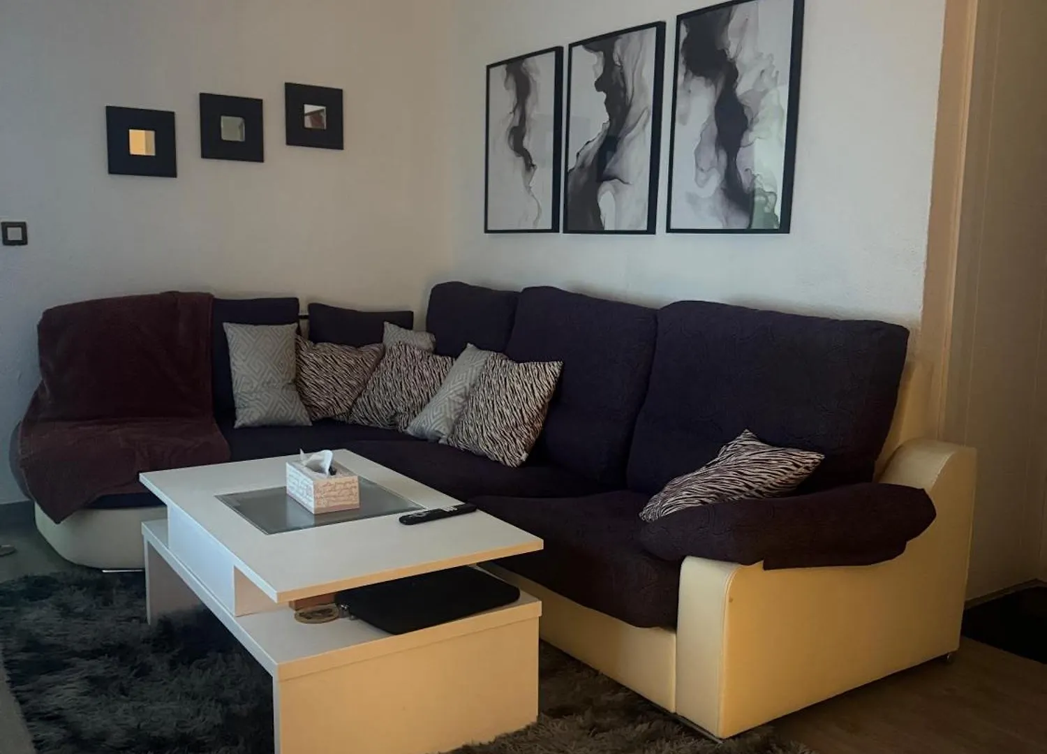 Cozy Private Room Near Beach - Females Only Malaga Homestay